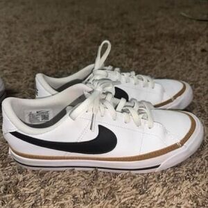 Nike youth size 5